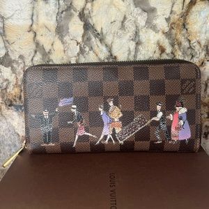 RARE!!! Louis Vuitton zippy wallet!